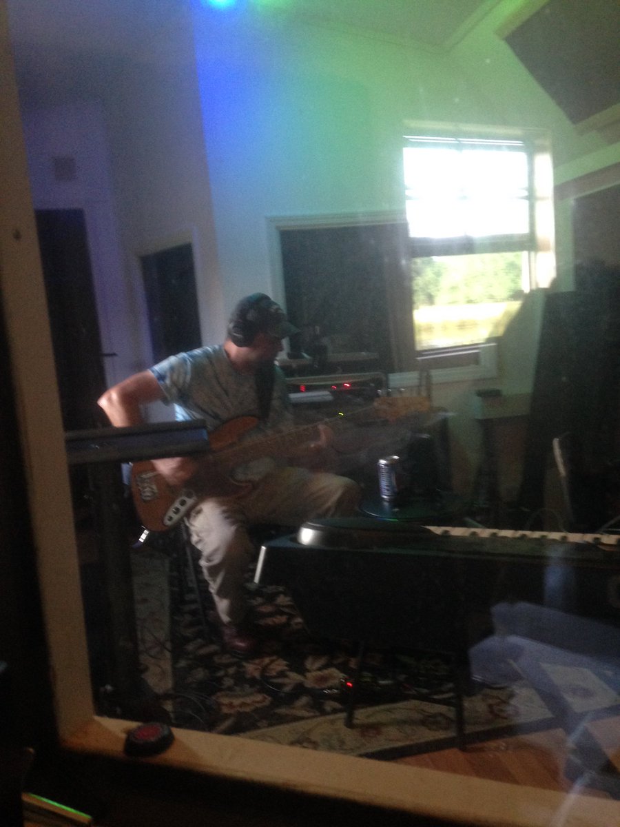 ShinyPines's tweet photo. JR is laying down the bass on our new record. https://t.co/NDilPMwFoX