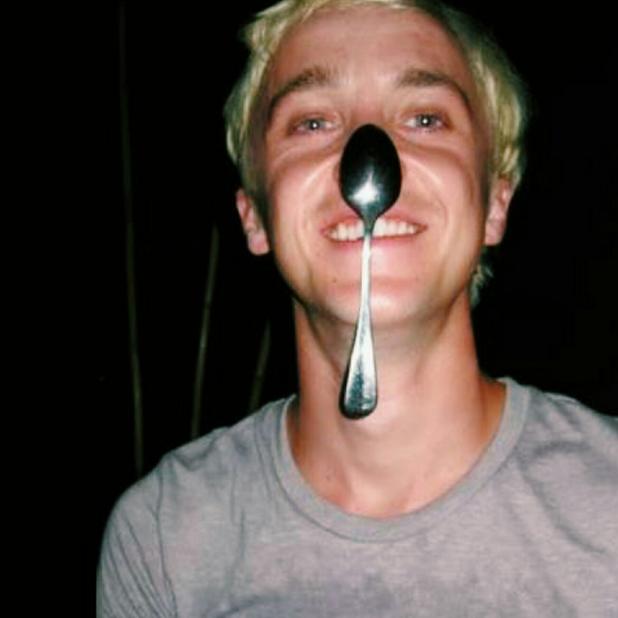 TheHPfacts's tweet photo. Draco Malfoy balancing Ron's emotional range. https://t.co/bWm68uTFwH