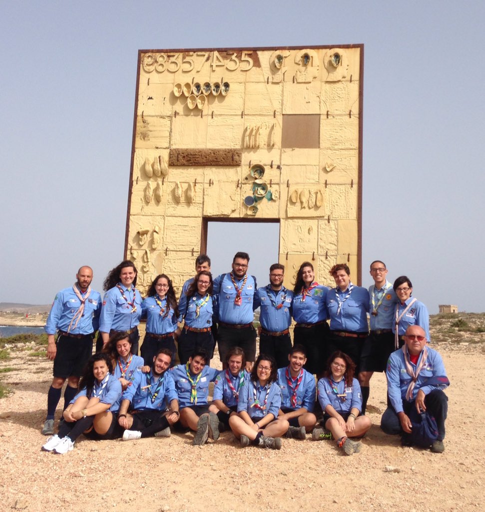 CamminInsieme's tweet photo. Costruiamo ponti dalla Porta d'Europa di Lampedusa per l'Europa che vorremmo #daLampedusaalBrennero #agesci https://t.co/mp3871zXWD