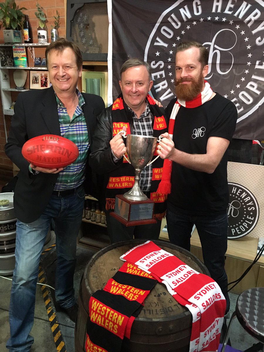 AlboMP's tweet photo. Just announced an elected Labor Govt will reverse the Coalition's cuts to @ReclinkAus #GoWalers @SydCommunityCup https://t.co/LirPoLKj8J