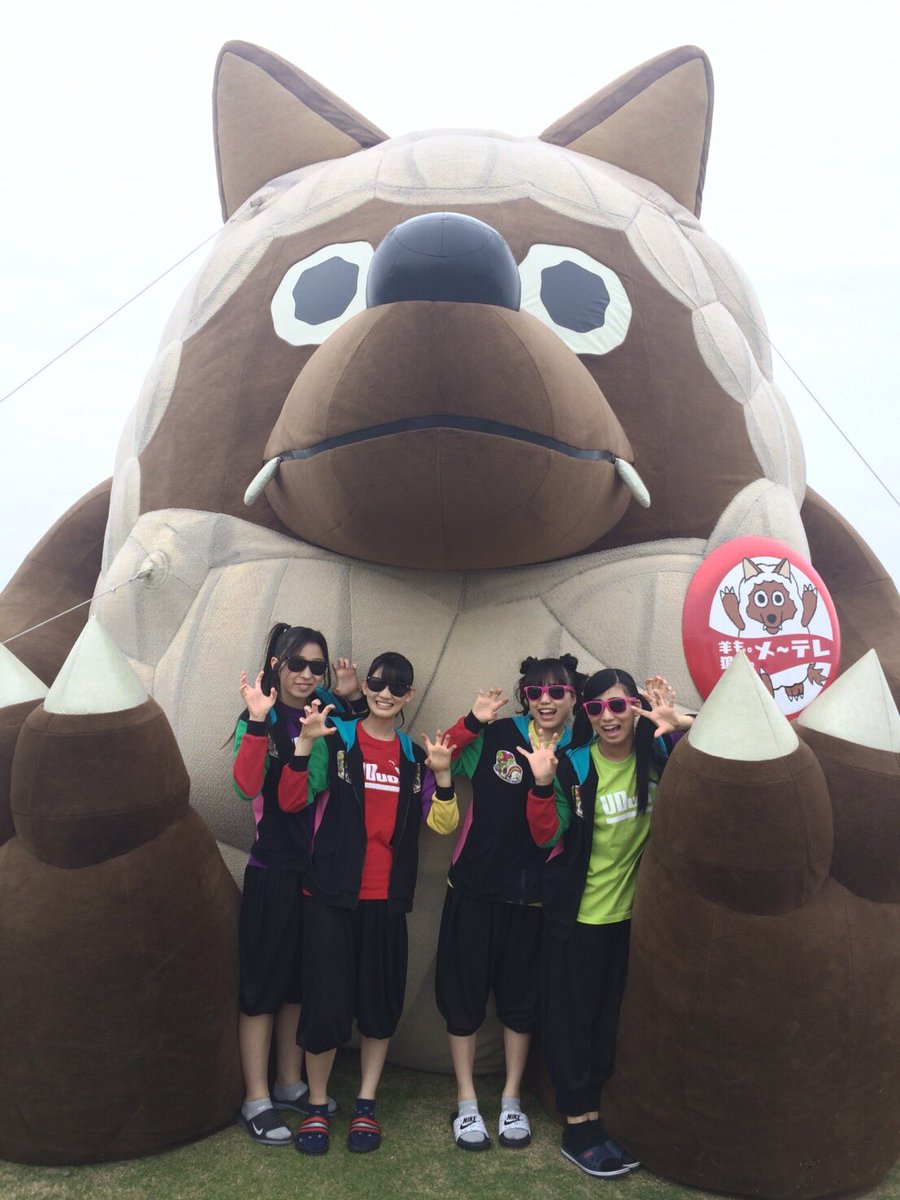 【チームしゃちほこ＠KAZOKU FES. 2016】
 物販ブースでは「しゃちほこカレー」も販売中♪
ゆるしゃちグッズはここ✨
羊も。狼も。メ〜テレ！ガオー(^o^)
（桃太郎）#syachi #kazokufes