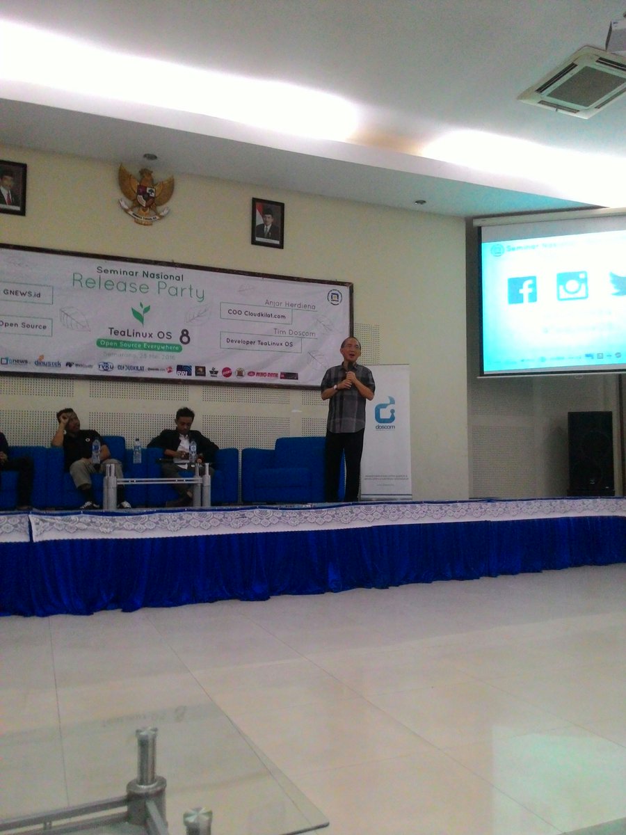 doscomedia's tweet image. Trimakasih pak Rektor @udinus_smg tercinta atas sambutan di #TeaLinuxOS