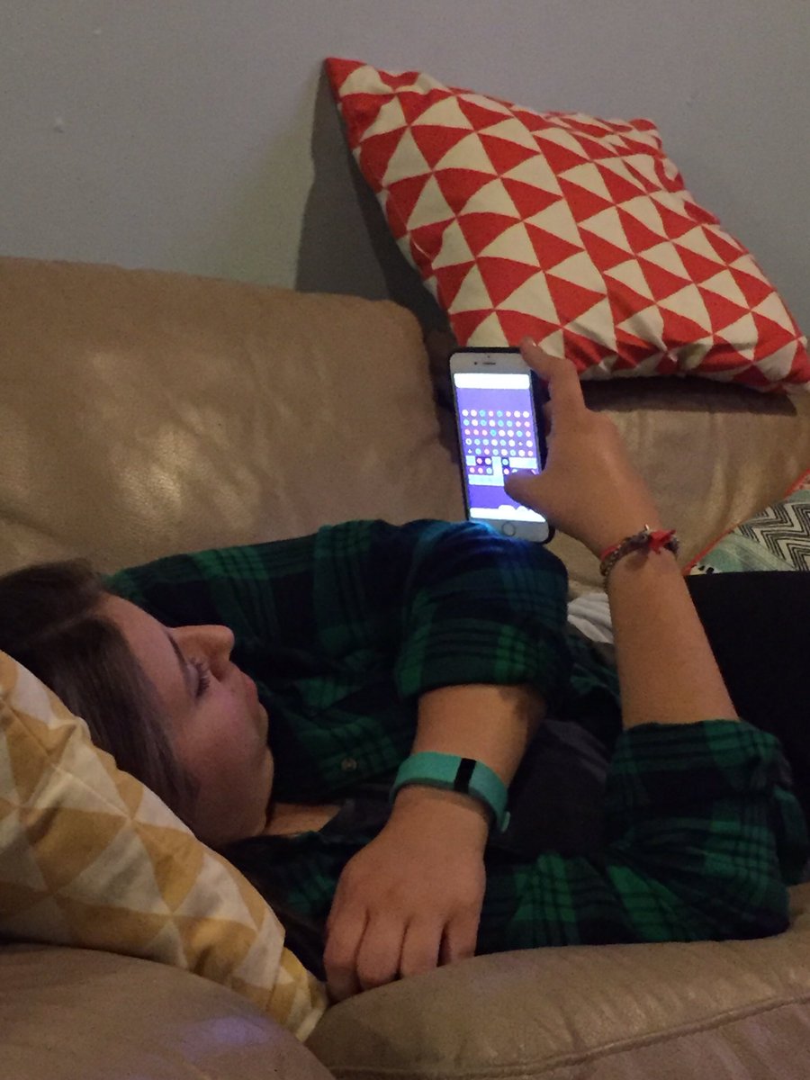 lindsaymaben's tweet image. I hope one day someone is as devoted to me as @bresaurus23 is to playing TwoDots #thatscommitment #truelove