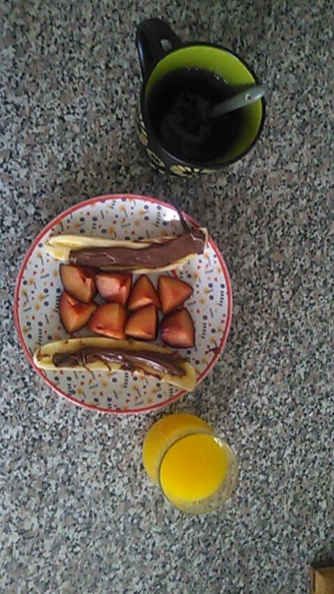 luannarpgspark's tweet image. Aller j&apos;vous fais rêver avec mon petit dèj! 😘