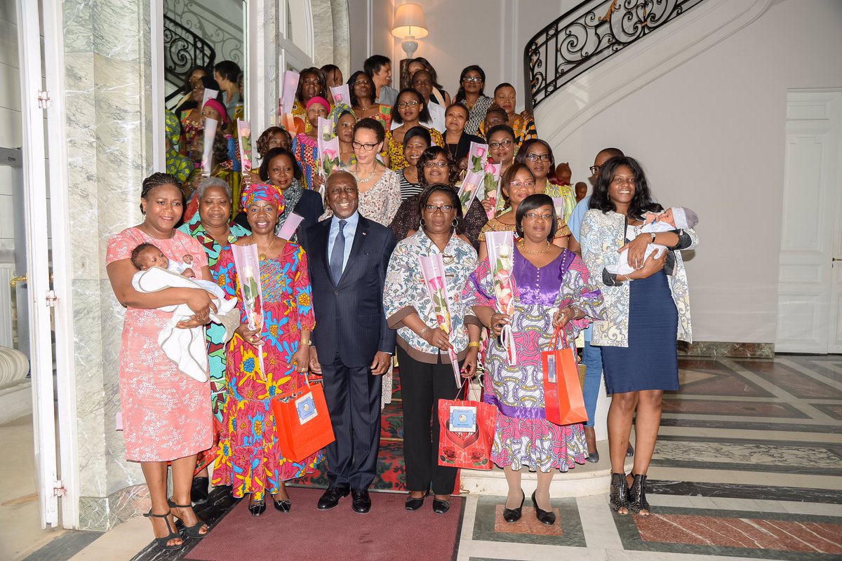 Ambassade De Cote D Ivoire En France On Twitter L Ambassade De Cote D Ivoire En France A Organise Une Ceremonie En L Honneur De La Fete Des Meres Fetedesmeres