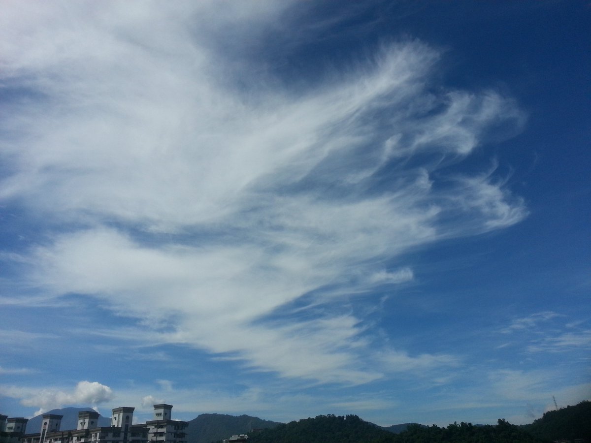 jessaminepan's tweet photo. I've got a beautiful sky. https://t.co/CFfaDxRGL4