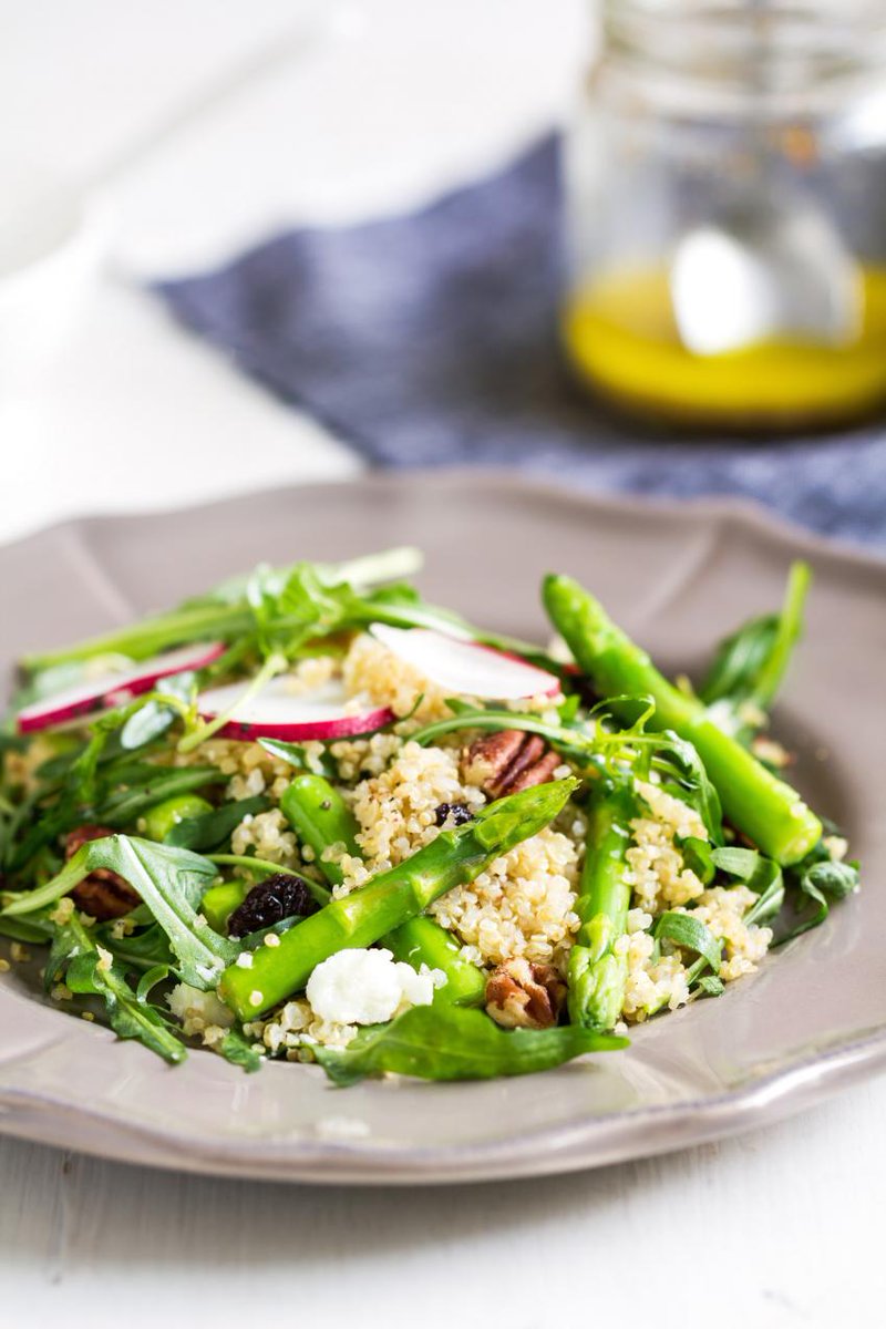 #Recept: Oer Hollandse #quinoa salade: rinekedijkinga.nl/recepten/quino…
