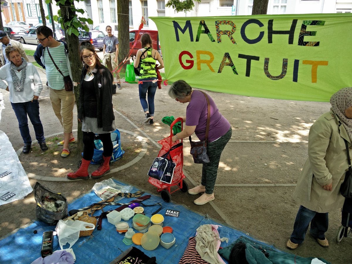 polintransition's tweet photo. Le projet #MagasinGratuit n'est pas nouveau pour @1000Bxlentransi c'est le 4ème samedi @AtriumBrussels @Kissbankers https://t.co/RVrq2kvTTq