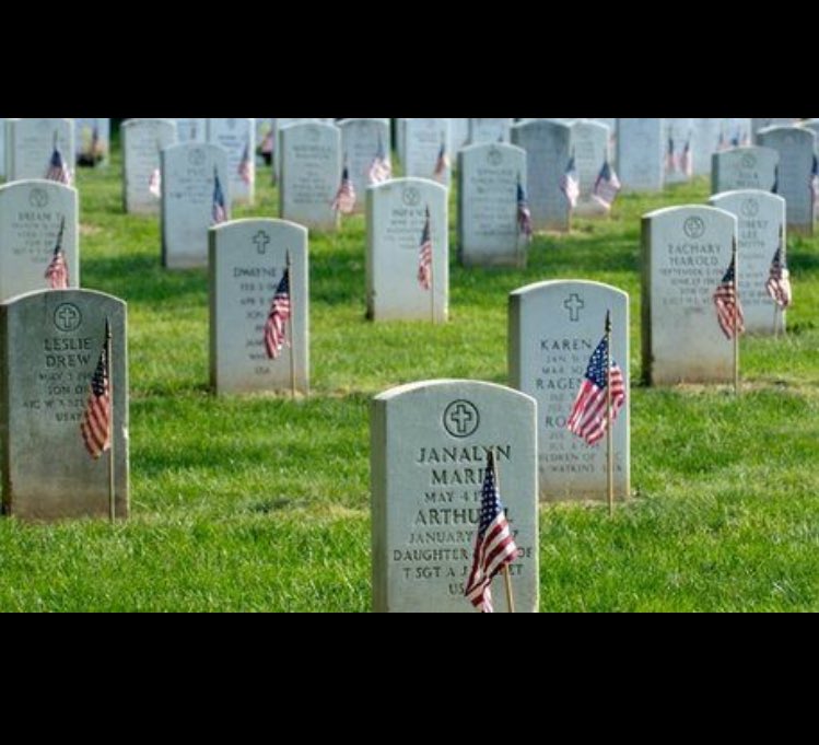 MllitaryAmerica's tweet photo. In case you thought Memorial Day was about the three day weekend https://t.co/pCyBKCTB71