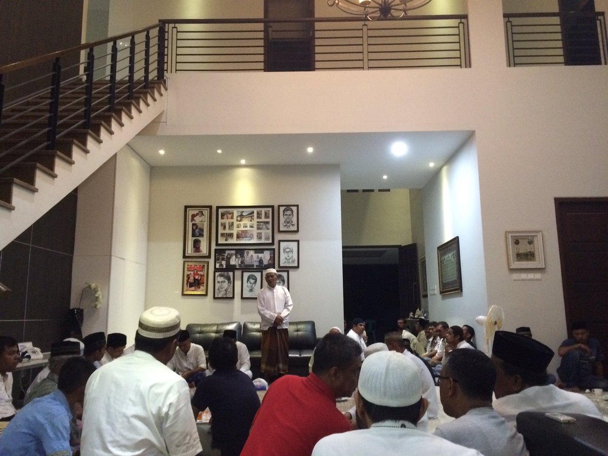 Bangibnurusdi's tweet photo. Trims ats doa shbat2 utk ibunda kami yg telah kembali kpd Allah SWT.Hanya Allah SWT yg dapat membalas kebaikan ini. https://t.co/ikfBmBzE4N