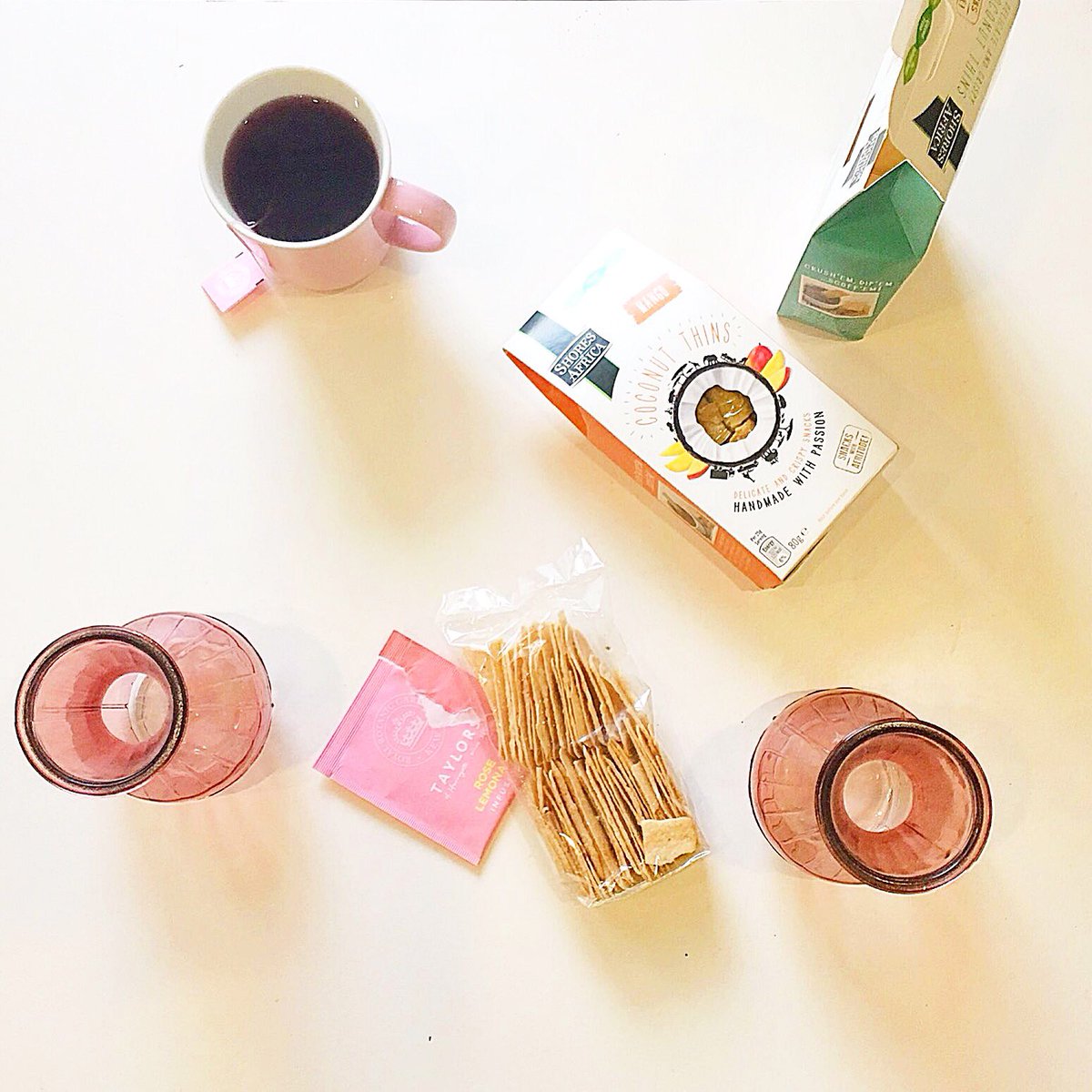 Having my delicious <a href="/shoresofafrica1/">Shores of Africa</a> Coconut Thins &amp; <a href="/Taylors/">Taylors of Harrogate</a> Rose Lemonade Tea #glutenfree #vegans
#shoresofafrica