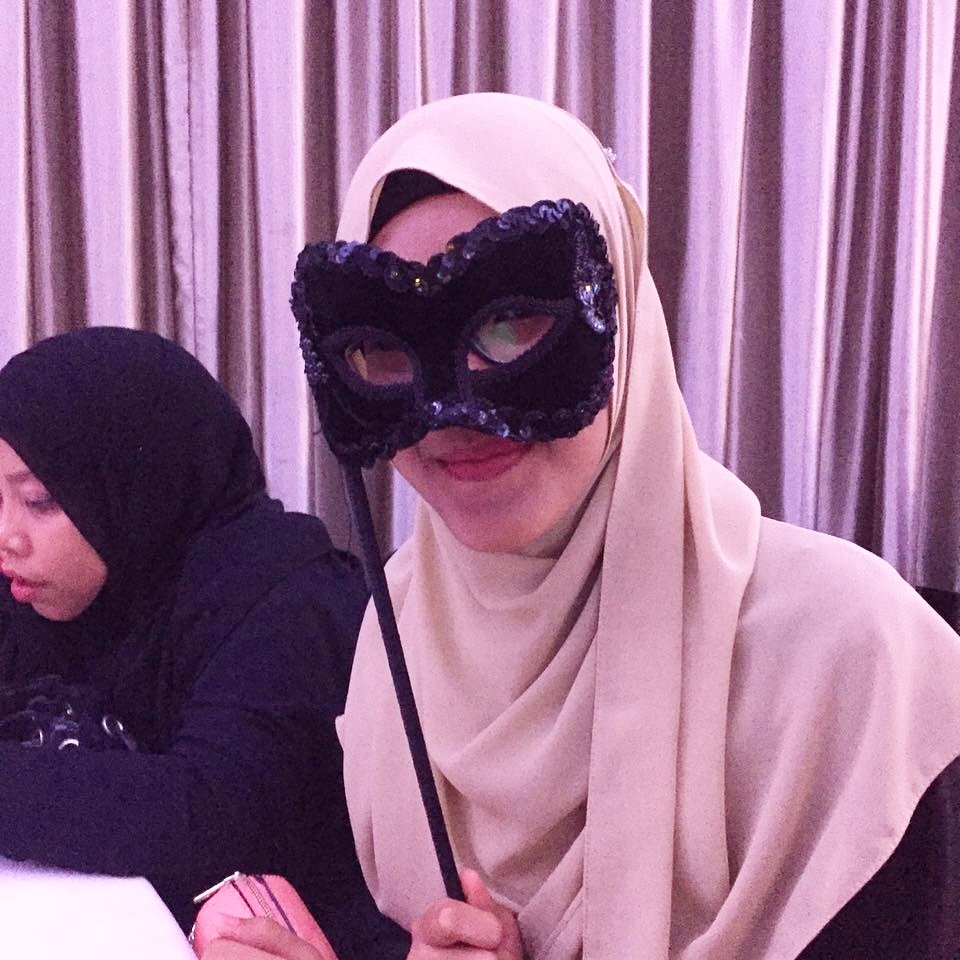 hayatiaris_'s tweet photo. Pinjam kejap 😂 #soldeluna https://t.co/PpoxwYUs7Z