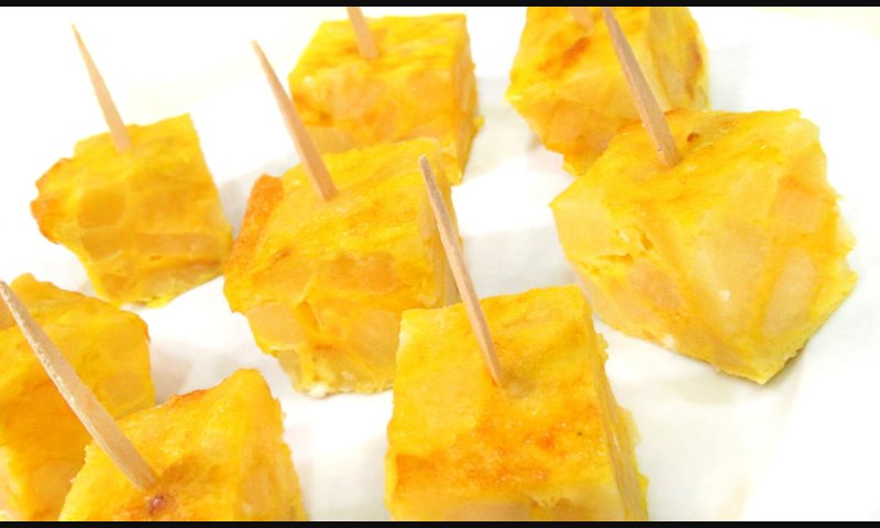 GatoPub's tweet photo. Hoy apartir de las 19:00h de la tarde pondremos tortilla de patatas recien echa...# FINAL DE LA CHAMPIONS# No faltes https://t.co/0ys8Ldzh6Y