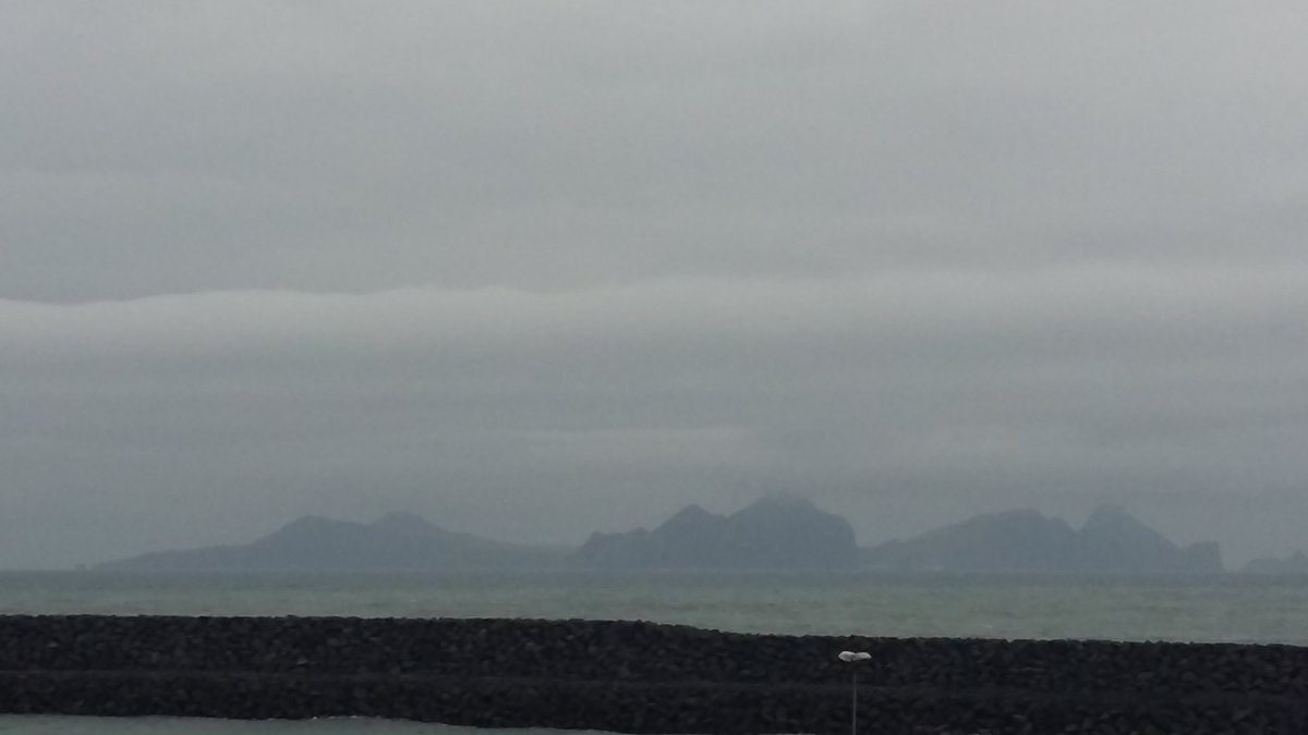 TF_IOTA_TOUR's tweet photo. Westman islands EU-071 in distance.  On ferry and departing for island soon. https://t.co/23lyCta3w3