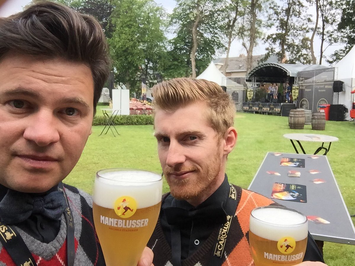 MBbelgie's tweet photo. #studiocarolus is live op de #molenbergfeesten. Welkom iedereen https://t.co/TubTMCVJRQ