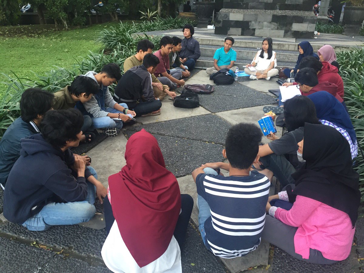 [INFO] Hearing Samba dan Kumpul Kemala UB hari ini yg dilaksanakan di laprek. Mari merapat yay atu!