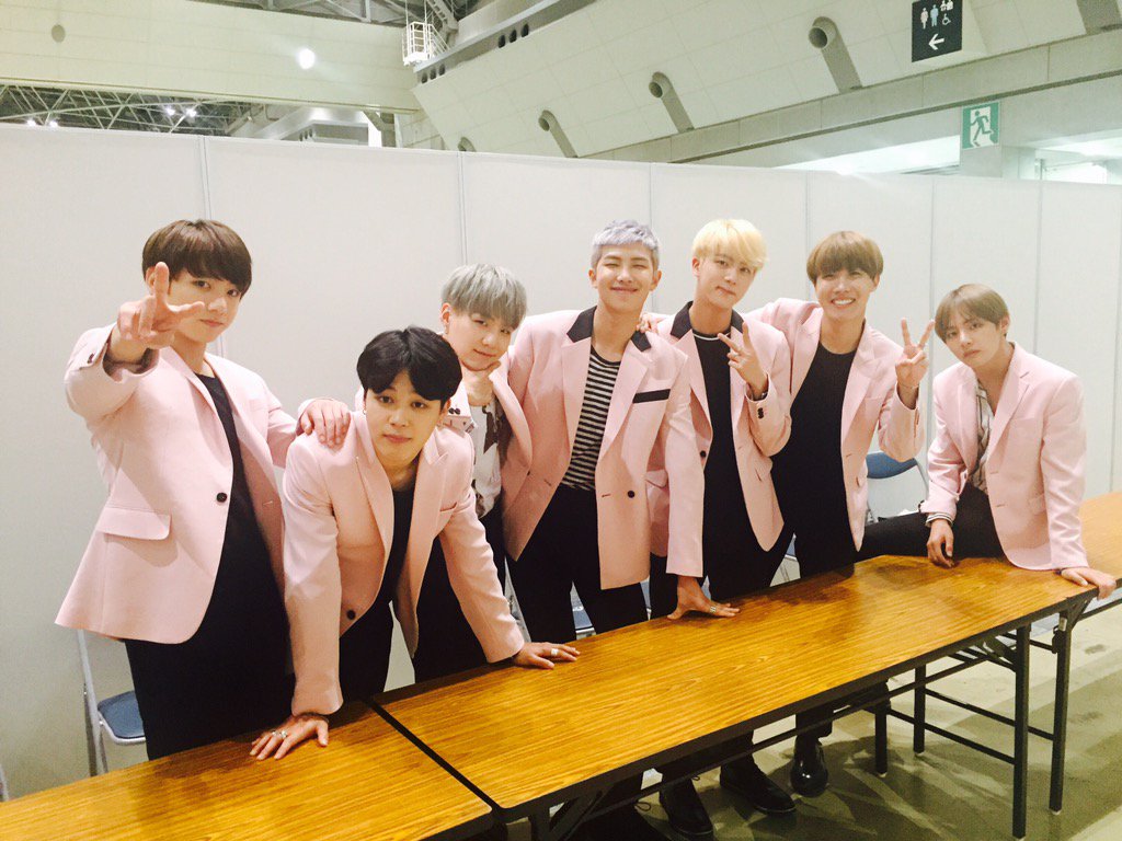 CjiTVW-VAAA-55n?format=jpg&name=orig