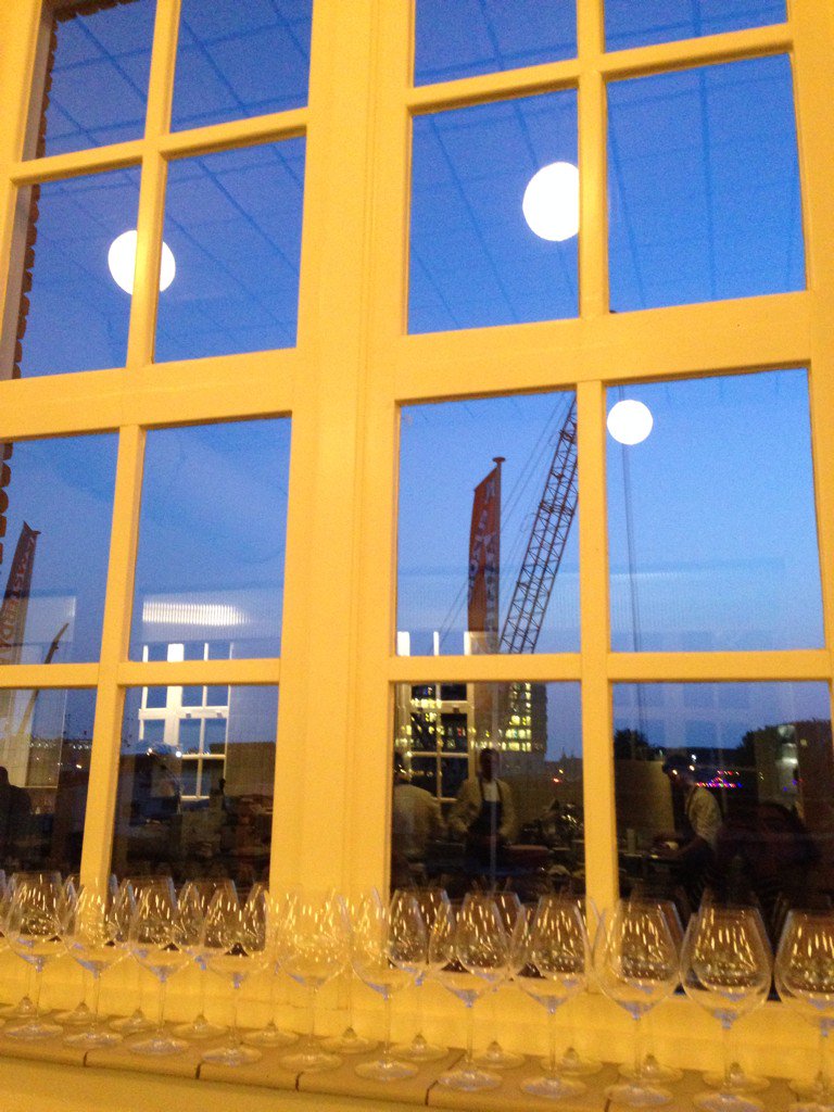 What a joy!!! In alle opzichten. Eten bij #scheepskameel #adam van die leukerds van <a href="/caferijsel/">caferijsel</a>
