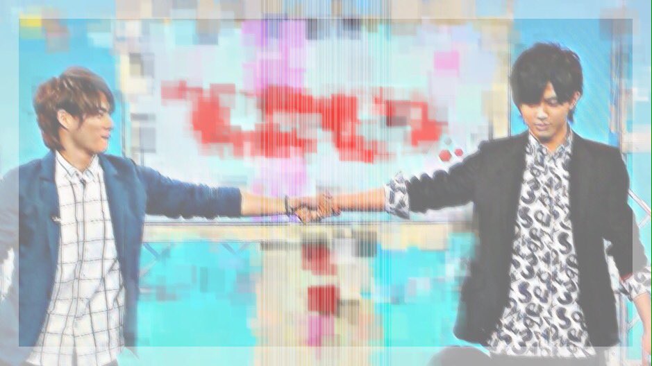 SEq_129's tweet photo. .

     ずっとその胸で眠らせて

           RTW
                         〜     FLW
.

                 ずっとその唇を重ねて   ＿   。 https://t.co/fdIuef0Lal