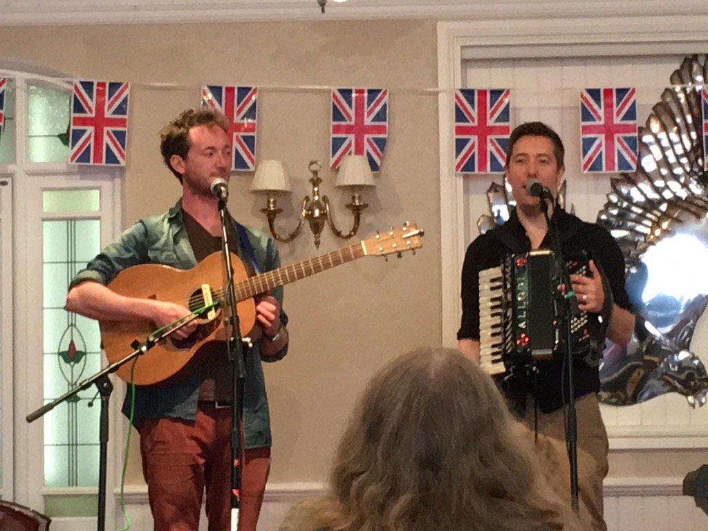 Beautiful to see my duo partner <a href="/LukasDrinkwater/">Lukas Drinkwater</a> back on stage with <a href="/jimcausley/">Jim Causley</a> for a song :) <a href="/BudeFolkFest/">BudeStrattonFolkFest</a>