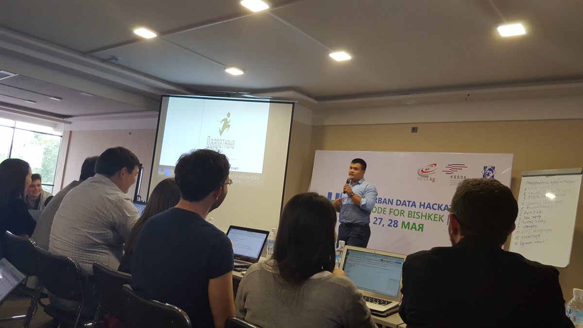 udh2016kg's tweet photo. Ребята из проекта "Дараткана" однозначно понравились всем слушателям ☺

#CodeForBishkek  #UDH2016 https://t.co/IJkF921bTk