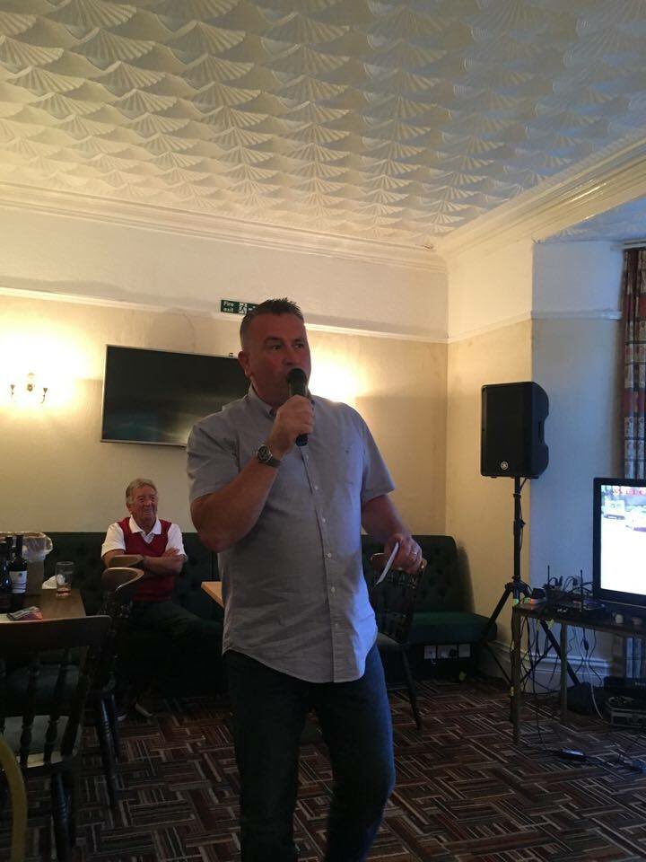 TredegarTownFC's tweet photo. Mr @SeanSeaward #PresentationNight2016 https://t.co/qMWWXGcB3K