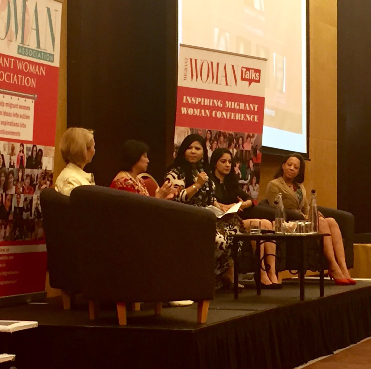 Panel of speakers&amp;authors!Can't get better!Let's boost confidence #migrantwomen <a href="/MandeepRai/">Dr. Mandeep Rai</a> #mwc16 <a href="/SarahAlexander_/">Sarah Alexander</a>