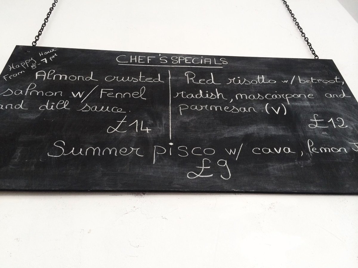 Lobster bar tweet media