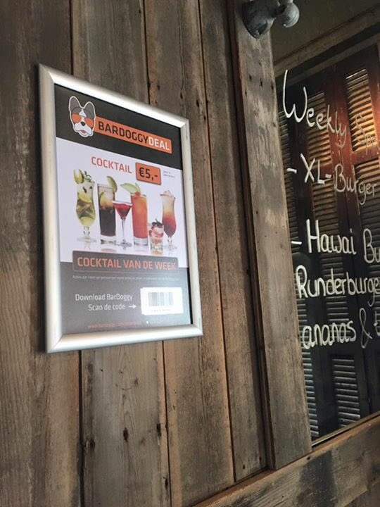 destadsburger's tweet photo. Scoor nu ook lekkere dealtjes via de #bardoggy bij de Stadsburger! 
#bardoggy #uitgaan #voordeel #agenda https://t.co/5foqnmt2DR