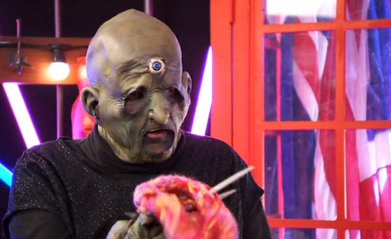 DaveRos_Deviant's tweet photo. WORLD DOMINATION, OR KNITTING?
BANK HOLIDAY MEANS WE HAVE TIME FOR BOTH. BEWARE.
#BGT #DEEPSPACEDEVIANTS #DAVROS https://t.co/S4socHRMul