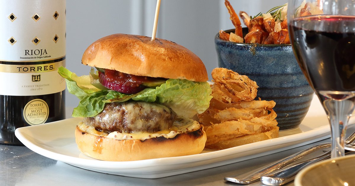 When it comes to #NationalHamburgerDay, only Wagyu will do.