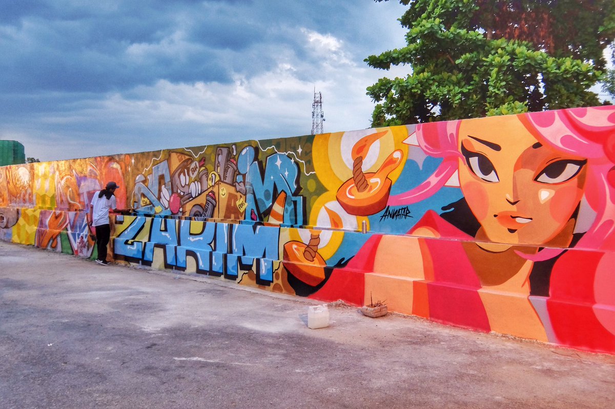 benxweerasak's tweet photo. ตามรอย @reviewchiangmai ไปถ่ายรูปเล่นที่งาน Street art live painting ที่ศูนย์วัฒนธรรมเชียงใหม่
#reviewchiangmai https://t.co/QIdeFMOyIW