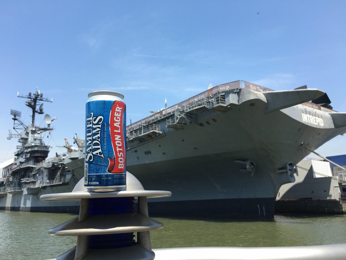 SamuelAdamsBeer's tweet photo. Checking in on #FleetWeekNYC. #WeekendWithSam https://t.co/FZavML84Y2