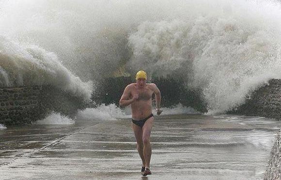ClintCCooper's tweet photo. “Winners Will Often Run – But Never From Their Problems!”

#Face_Your_Problems_Head_On

#RunForWomen https://t.co/yCJch6WHyY