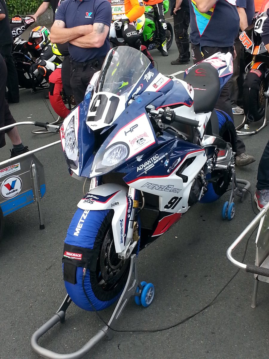 BritainBiking's tweet image. It's go, go, go!!! Practice for the 2016 TT is up and running!