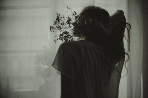 Diarypic_'s tweet photo. It's time to leave those feelings behind.

มันคงถึงเวลาแล้วล่ะ
ที่จะทิ้งความรู้สึกพวกนั้นไว้ข้างหลัง https://t.co/U2ZpefokLP