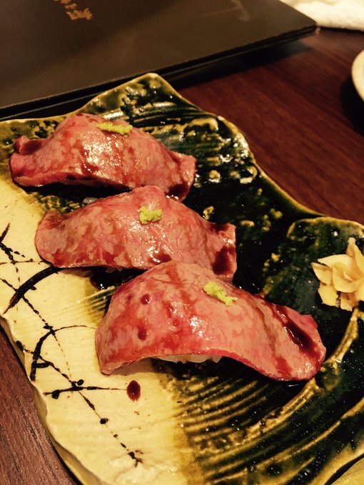 ご飯の握り具合と肉の柔らかさと、油に対してのワサビの量がすげー絶妙な握りだった… 