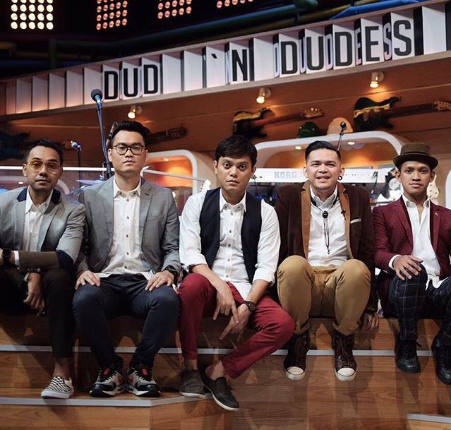 DudNDudes's tweet photo. Btw, selamat bermalam minggu yaa semuanya! #DudNDudes https://t.co/TdnrcEQilw