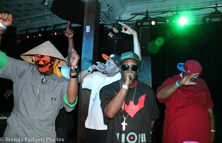 theicon16's tweet photo. I didn't see anyone performing onstage in a mask until @cy1superguy and #iKnow for a #fact it wasn't #SuperheroSwagg https://t.co/UEhgiGGIIp