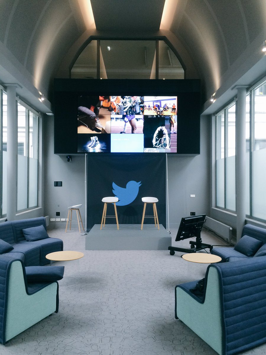 saidkrim's tweet image. it is codingday @TwitterParis @TwitterFrance #coderdojo #coderdojoparis special thanks to @BrendaOConnell 👍