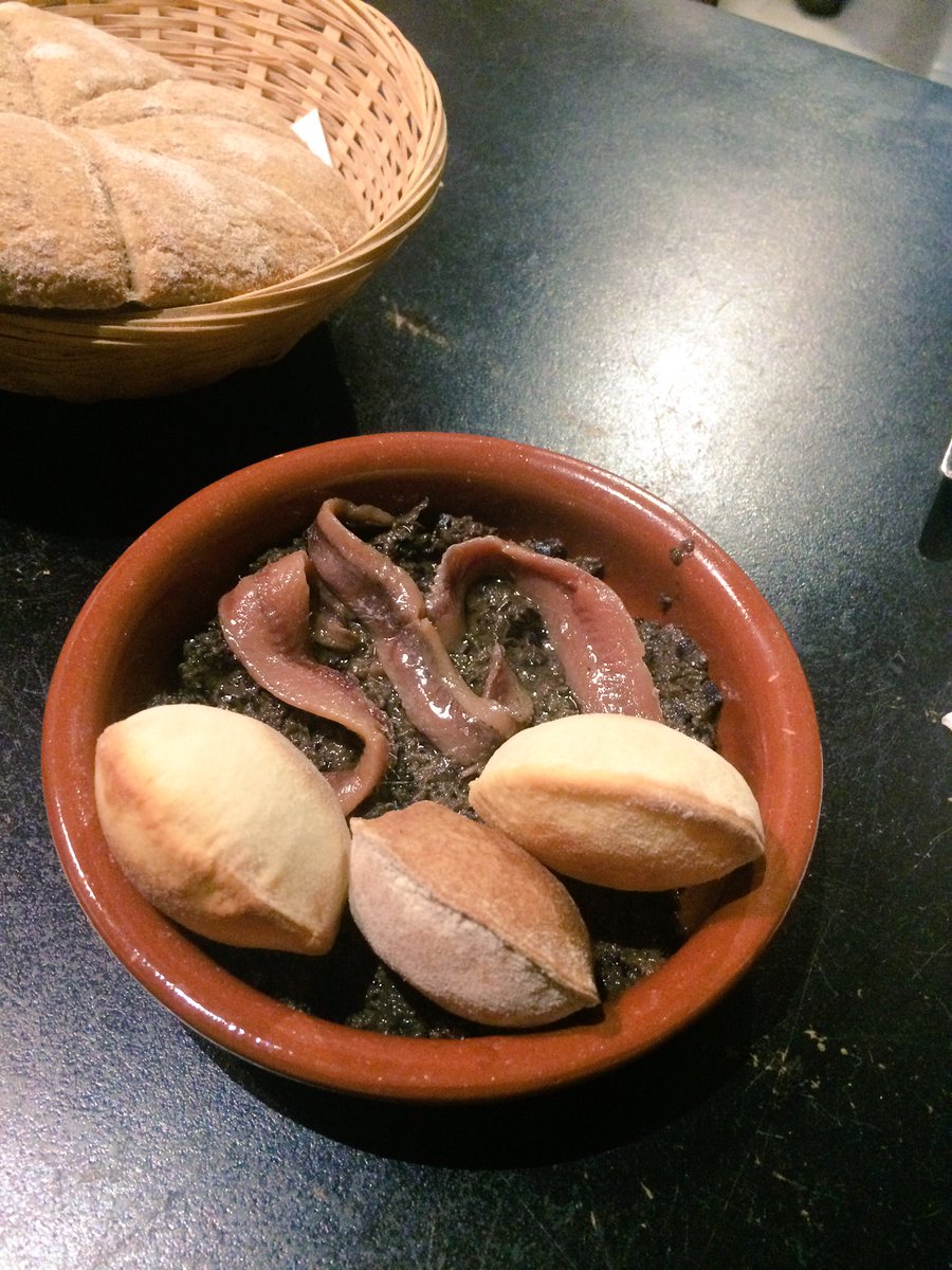 àgape digne dels romans... Diria jo que ens han tractat massa bé al Almosta #tarragona #catalunyafricandera