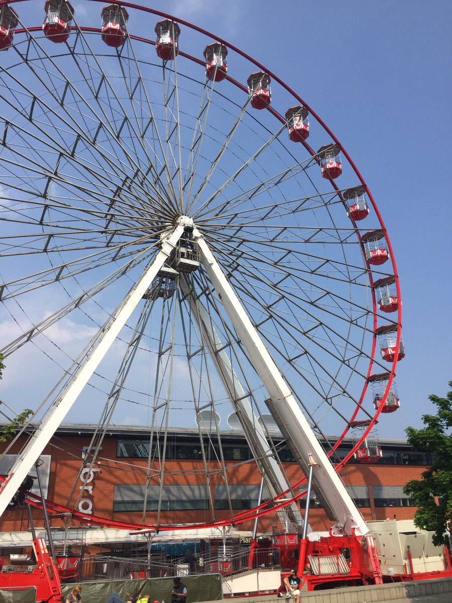 I'm having a well deserved tea &amp; cake <a href="/MadCucumberUK/">mad cucumber</a> , the triangle #Bournemouth ☀️☀️☀️☀️