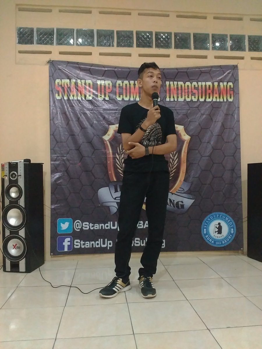 Standupindo_SBG's tweet photo. Dan comic penutup, ini dia @DaniRamadhan47 #OpenMicSBG https://t.co/48TDOQkcr7