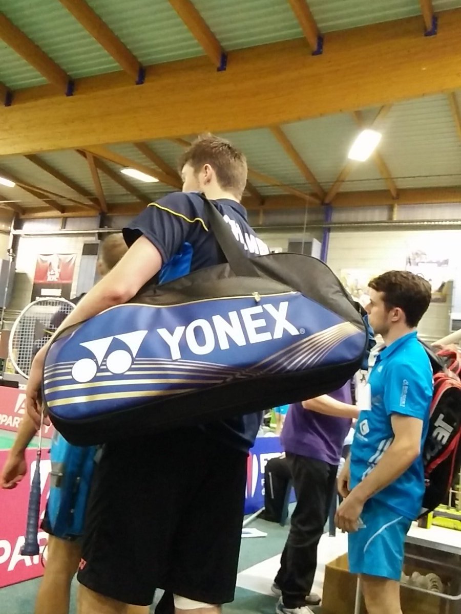 appscorbad's tweet photo. Place au double homme !!!! @Top12Finale2016 
@rouxel_thomas va-t-il pousser @lucascorvee jusqu'au  troisième set ? https://t.co/dthmbjPzfq