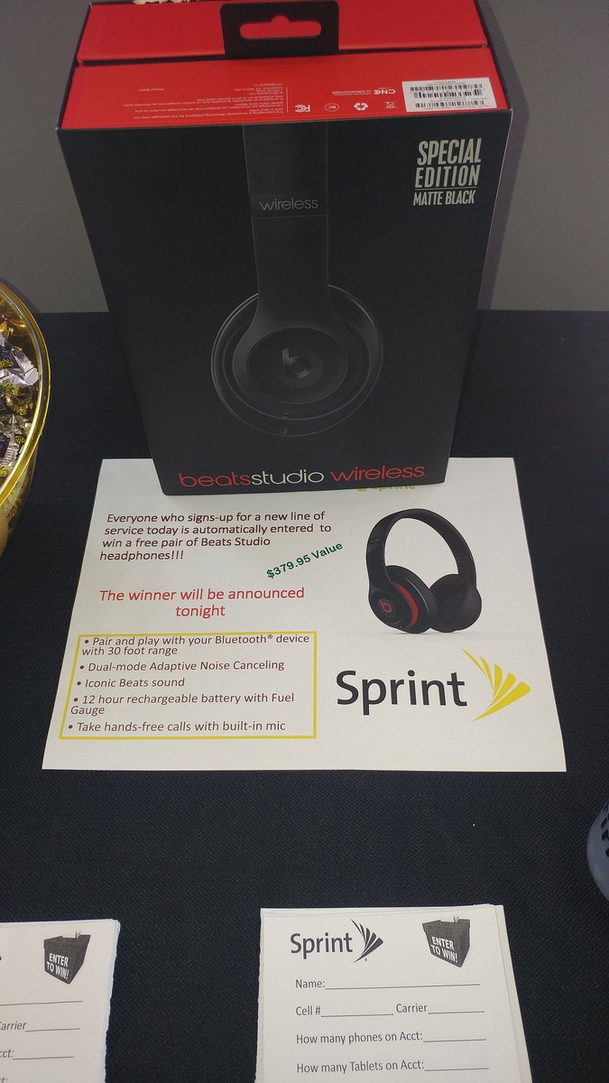 TowsonSprint's tweet photo. Wow so anyone that sets up a new line of service can enter to win wireless Beats by Dre $380 value #SprintSaysThanks https://t.co/Q0WAoAIH52