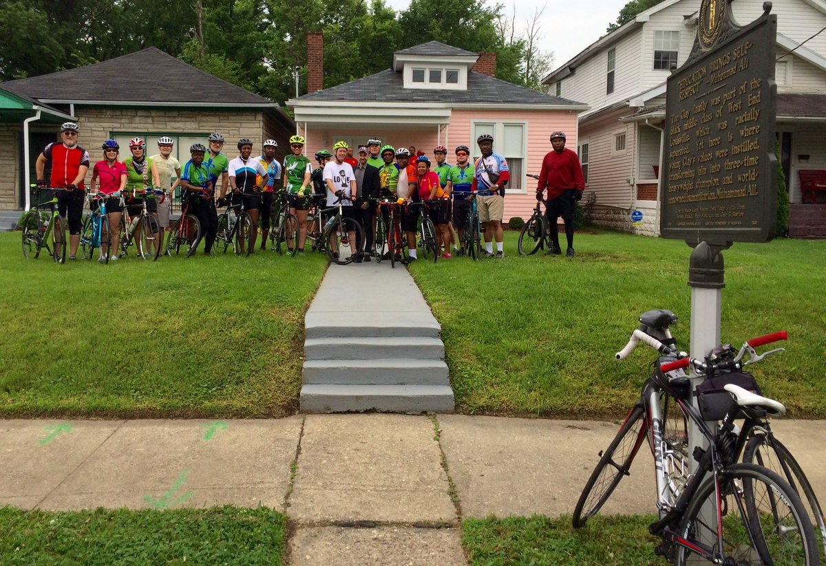 GregFischerLou's tweet image. Thanks for a great community bike ride @ssclive &amp;amp; tune-up for Monday's #HikeBike&amp;amp;Paddle starting Mon 8 AM @Bikes4Lou