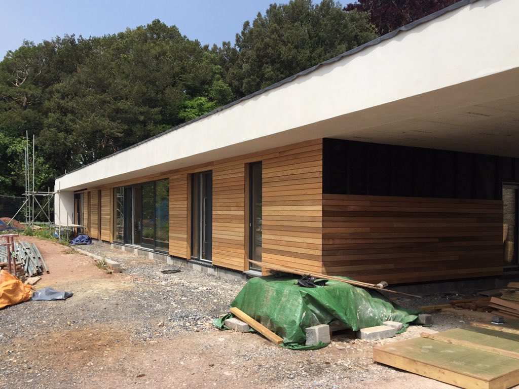Richard_Maddock's tweet photo. Scaffolding struck on our #passivhaus in sunny #Torquay! https://t.co/qMk2fk2eoJ