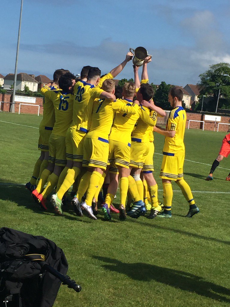 LMYFCofficial's tweet photo. SouthEast Region Cup Winners U19s
Loanhead Miners Youth FC
Loanhead 3-1 Leith Athletic https://t.co/1Pf0gNCmFA