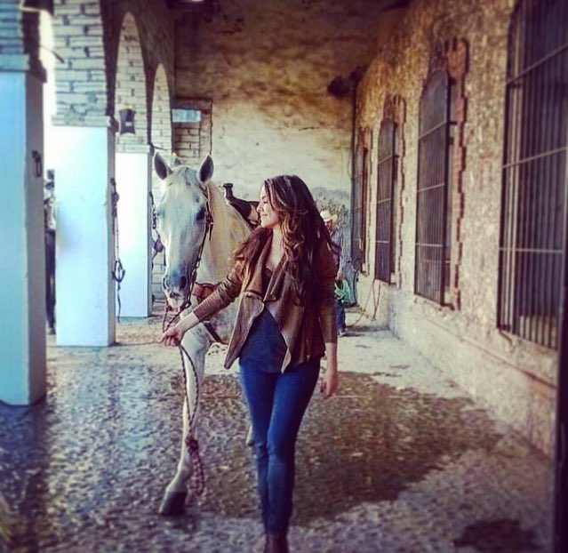 FanActoresEsp's tweet photo. RT si tu personaje favorito de @LasAmazonasOf es "Diana" @DannaGarcia https://t.co/l5BHrCb8qW