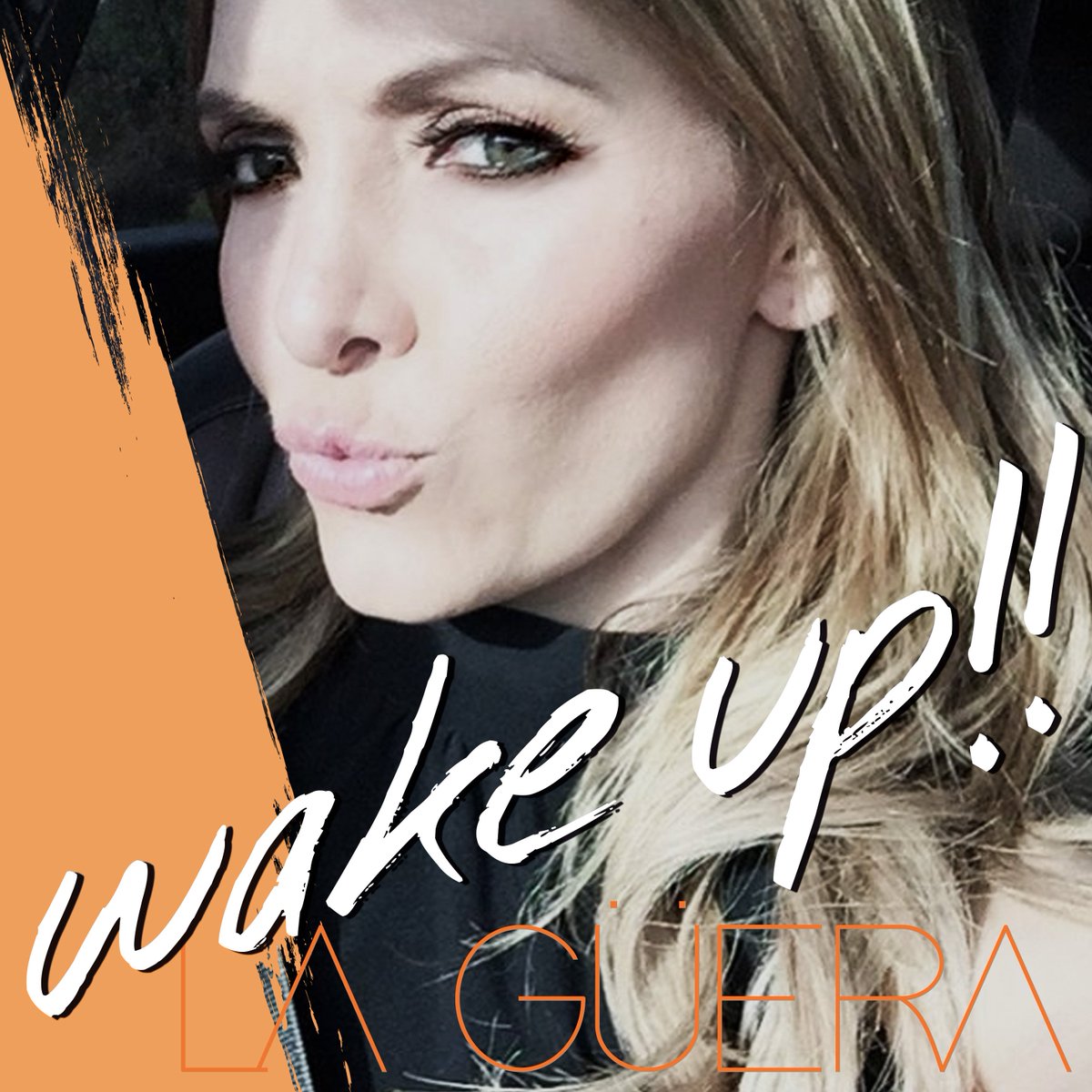 ov7oficial's tweet photo. ��Ya escucharon la playlist de nuestra querida güera? ¡A darle play! https://t.co/PIcG0KZpjv https://t.co/m2p3y3bO6p